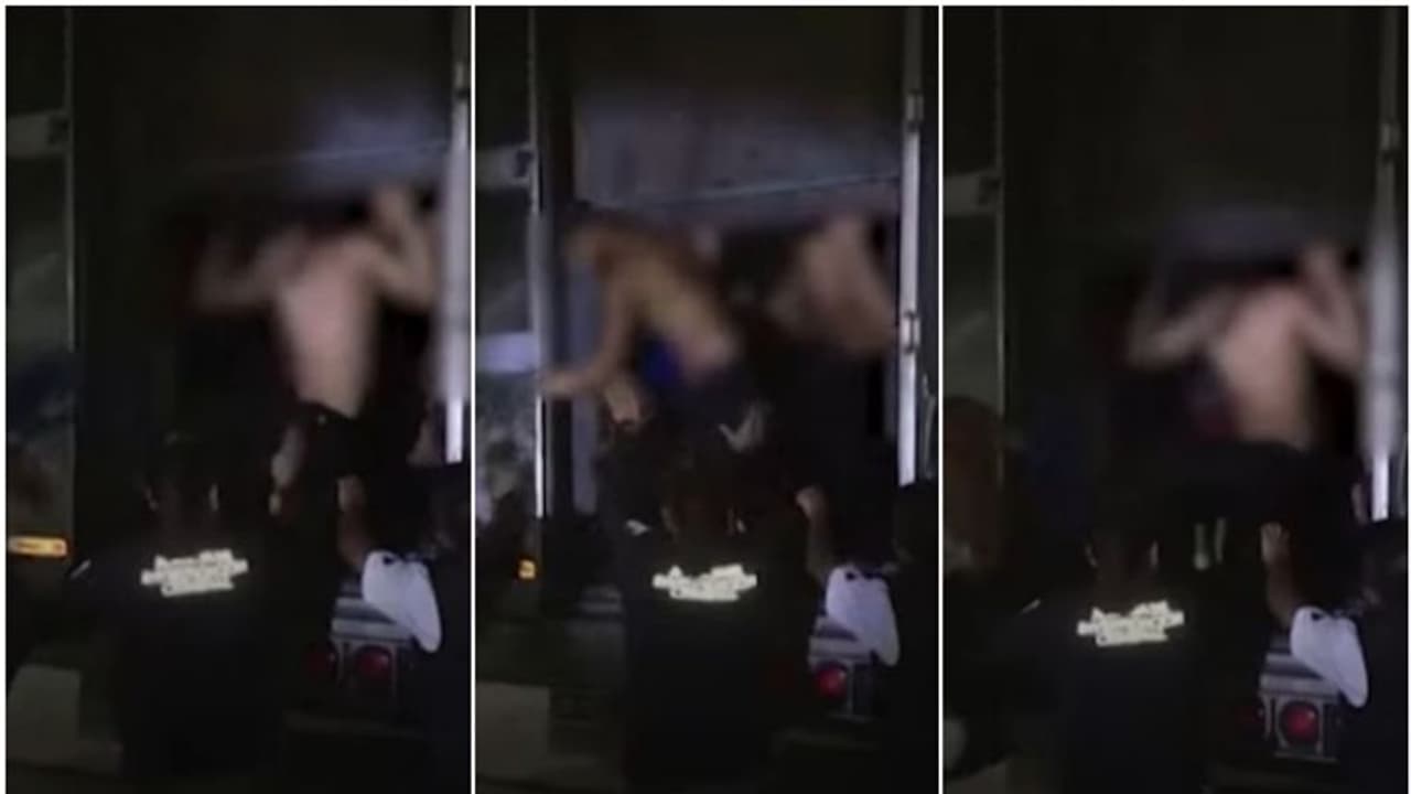 ഡ്രൈവർ ഇല്ലാതെ കണ്ടൈനർ, സംശയത്തിൽ പരിശോധന, പിടിക്കപ്പെട്ടത് വൻ മനുഷ്യക്കടത്ത്; കുട്ടികളടക്കം 343 പേർക്ക് രക്ഷ ഡ്രൈവർ ഇല്ലാതെ കണ്ടൈനർ, സംശയത്തിൽ പരിശോധന, പിടിക്കപ്പെട്ടത് വൻ മനുഷ്യക്കടത്ത്; കുട്ടികളടക്കം 343 പേർക്ക് രക്ഷ