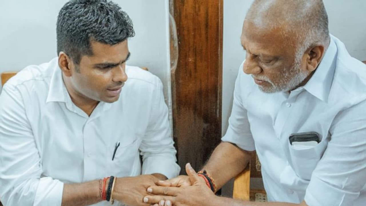 எடப்பாடி பழனிசாமியுடன் மோதல்.. திடீரென ஓபிஎஸ்ஐ சந்தித்த அண்ணாமலை..!