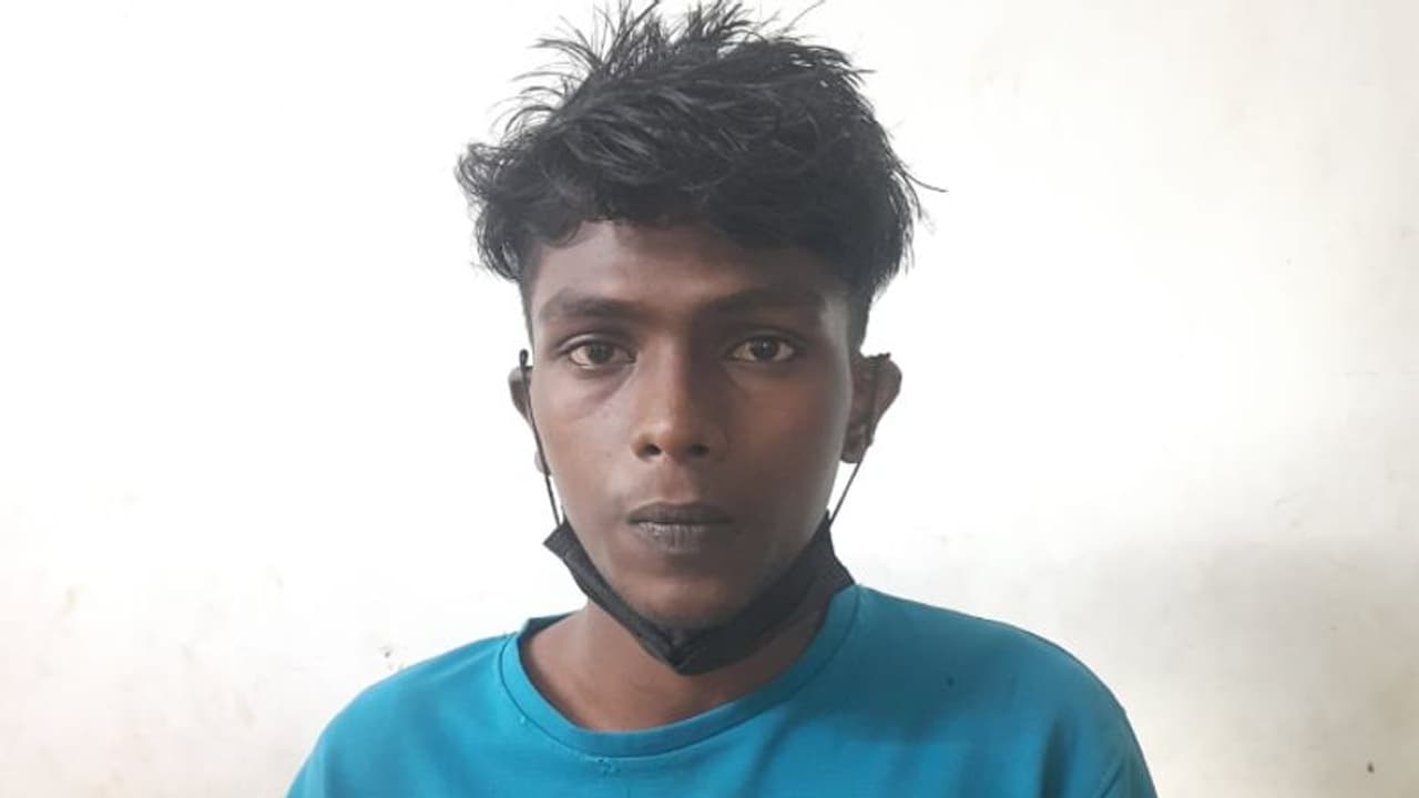 ഭാര്യയോട് അശ്ലീലം പറഞ്ഞു, കൈപിടിച്ച് തിരിച്ചു, ഹോളോബ്രിക്സ് കൊണ്ട് ഏറ്; എസ്ഐയ്ക്കും ഭാര്യക്കും നേരെ ആക്രമണം