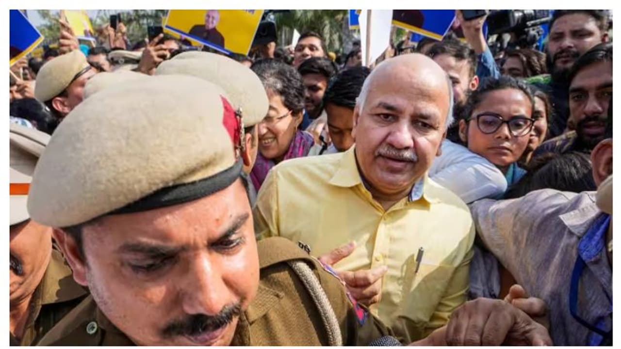 തിഹാർ ജയിലിൽ മനീഷ് സിസോദിയ കൊല്ലപ്പെടും; സുരക്ഷയിൽ ആശങ്ക പ്രകടിപ്പിച്ച് ആംആദ്മി പാർട്ടി