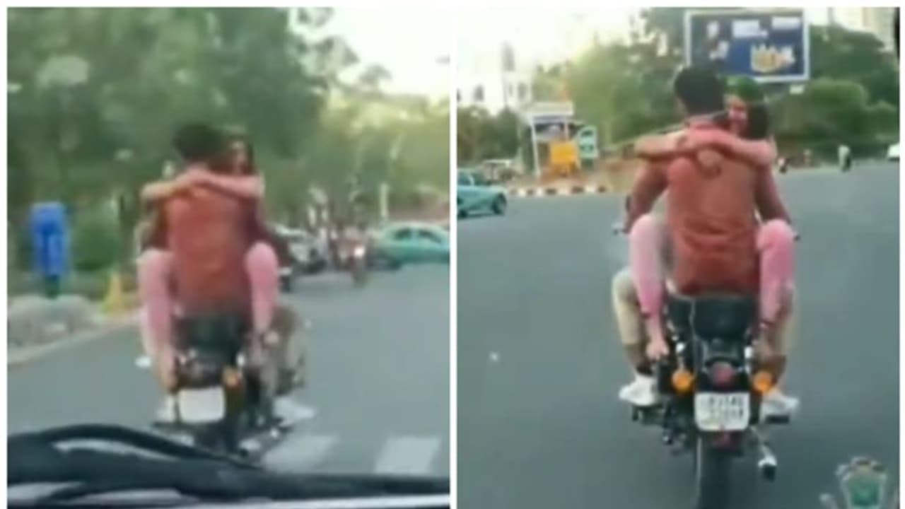 బైక్ పై లవర్ను ఎదురుగా కూర్చోబెట్టుకుని లిప్ కిస్సులు.. నడి రోడ్డుపై రెచ్చిపోయిన ప్రేమ జంట.. వైరల్ వీడియో ఇదే బైక్ పై లవర్ను ఎదురుగా కూర్చోబెట్టుకుని లిప్ కిస్సులు.. నడి రోడ్డుపై రెచ్చిపోయిన ప్రేమ జంట.. వైరల్ వీడియో ఇదే