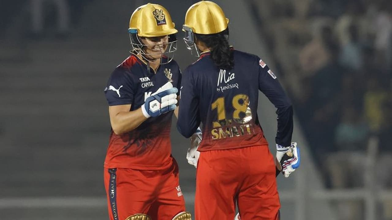 WPL 2023 ಮಂಧಾನ ಮಂದಹಾಸ, ಸೋಫಿಯಾ ಸಿಡಿಲಬ್ಬರ, ಆರ್‌ಸಿಬಿಗೆ ಭರ್ಜರಿ ಗೆಲುವಿನ ಹಾರ!