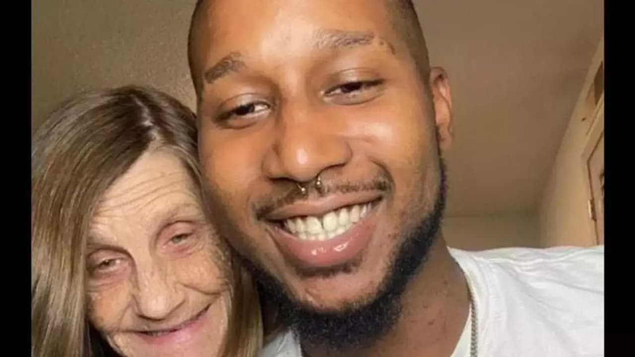 62 வயது மூதாட்டிக்கு 25 வயது கணவர்! 8வது குழந்தைக்கு காத்திருக்கும் டிக்டாக் ஜோடி!