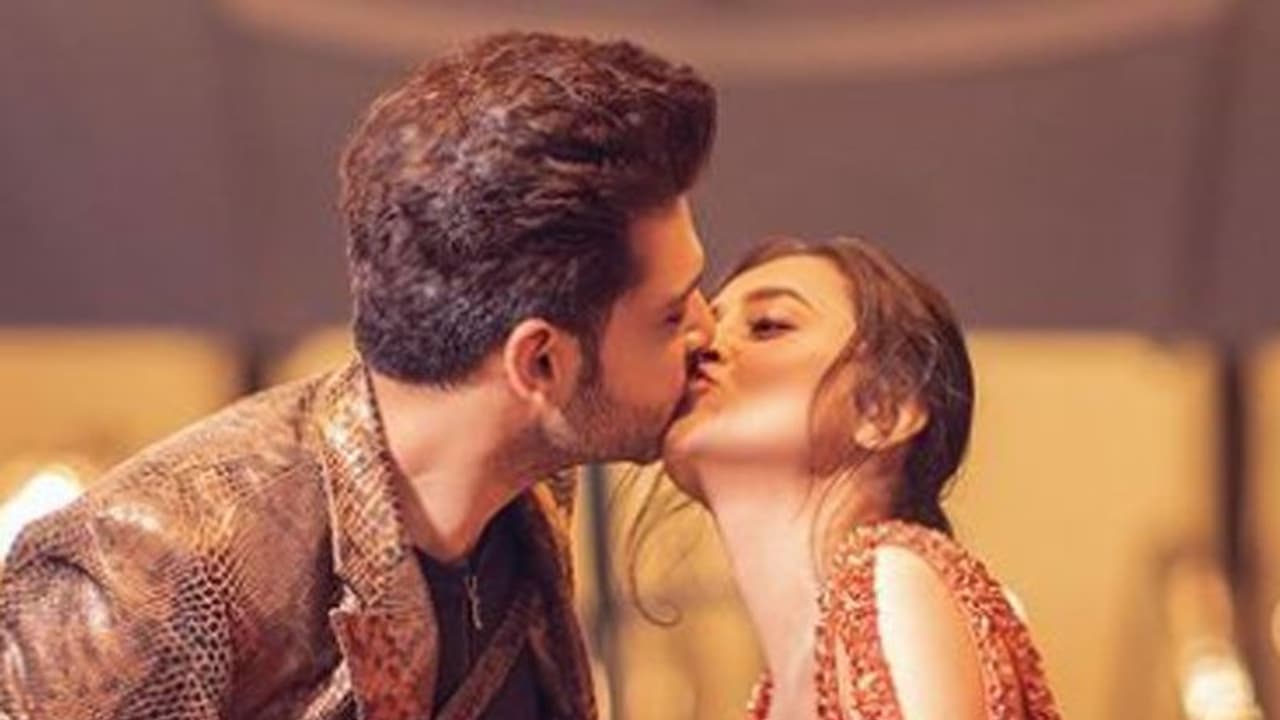 SHOCKING: Tejasswi Prakash, Karan Kundrra are breaking up? Here's what Naagin star has to say SHOCKING: Tejasswi Prakash, Karan Kundrra are breaking up? Here's what Naagin star has to say