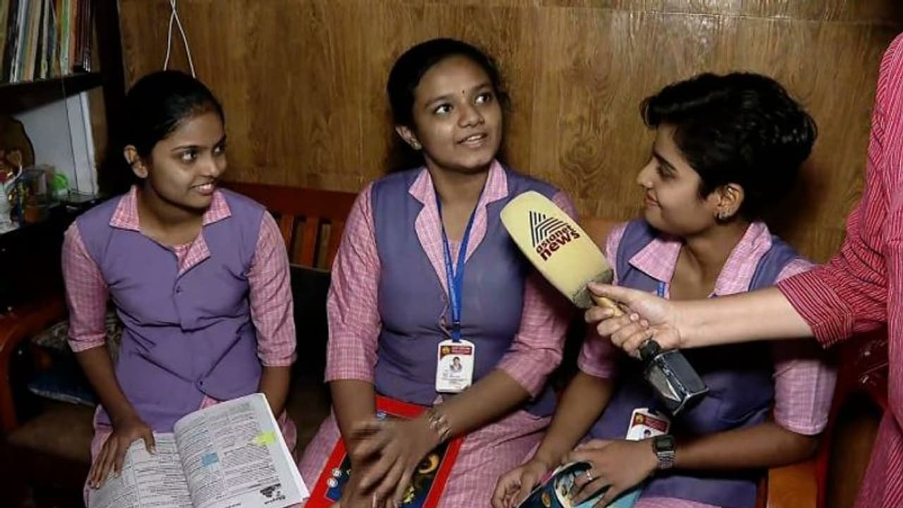 ഹയർ സെക്കണ്ടറി, വിഎച്ച്എസ്ഇ പരീക്ഷകൾ ഇന്ന് ആരംഭിക്കും: മറ്റു ക്ലാസ്സുകാർക്ക് തിങ്കളാഴ്ച മുതൽ പരീക്ഷ 