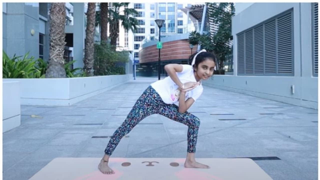 ലോകത്തിലെ ഏറ്റവും പ്രായം കുറഞ്ഞ യോഗാ അധ്യാപിക എന്ന ബഹുമതി ഇന്ത്യക്കാരിയായ ഏഴ് വയസ്സുകാരിക്ക്