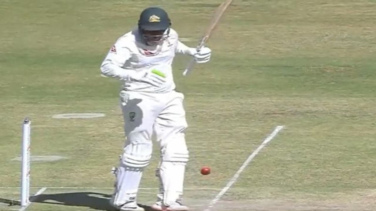 கவாஜா மீது பந்தை எறிந்த கேஎஸ் பரத்: டேய் சும்மா இருடா என்று திட்டிய விராட் கோலி!