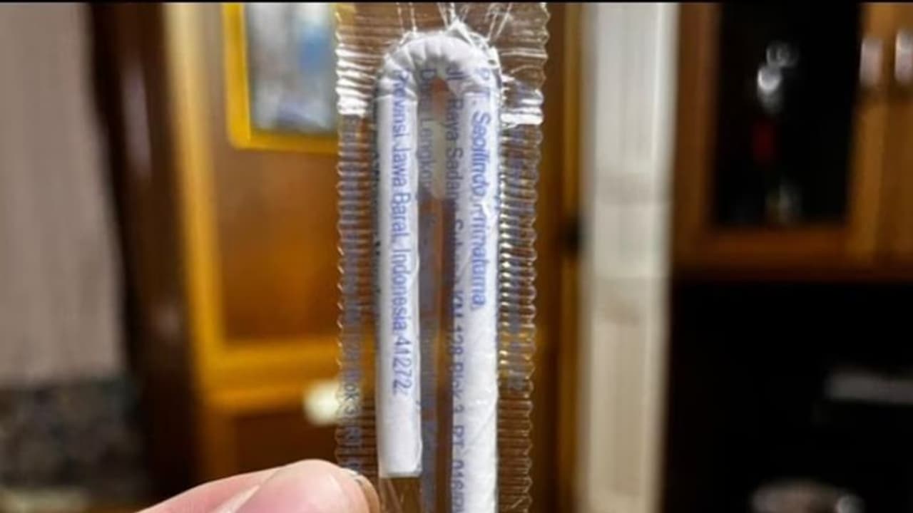 'നല്ല ബുദ്ധി'; ജ്യൂസ് കഴിക്കുന്ന സ്ട്രോയുടെ പാക്കിംഗിന് വിമര്‍ശനം...