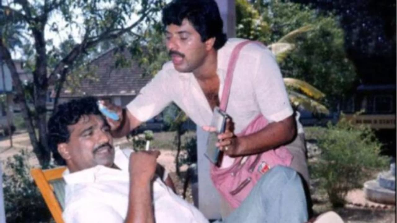 'ഞാൻ കൊണ്ടുപോയി ചികിത്സിച്ചേനെ, ഹനീഫിക്ക മരിച്ചപ്പോൾ പൊട്ടിക്കരഞ്ഞ് മമ്മൂക്ക പറഞ്ഞു' 'ഞാൻ കൊണ്ടുപോയി ചികിത്സിച്ചേനെ, ഹനീഫിക്ക മരിച്ചപ്പോൾ പൊട്ടിക്കരഞ്ഞ് മമ്മൂക്ക പറഞ്ഞു'