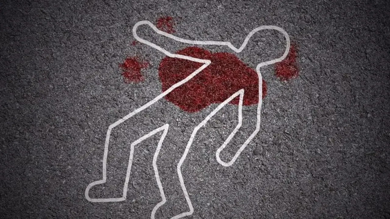 கோவை அருகே சாலை தடுப்பில் மோதிய இரு சக்கர வாகனம்! கல்லூரி மாணவர்கள் இருவர் பலி!