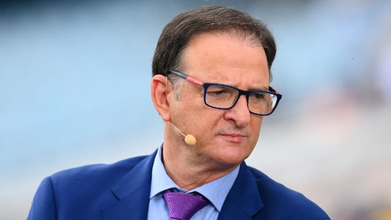 അഹമ്മദാബാദിലെ പിച്ച് നാടകം; ക്യുറേറ്റർക്കെതിരെ രൂക്ഷ വിമർശനവുമായി മാർക്ക് വോ അഹമ്മദാബാദിലെ പിച്ച് നാടകം; ക്യുറേറ്റർക്കെതിരെ രൂക്ഷ വിമർശനവുമായി മാർക്ക് വോ