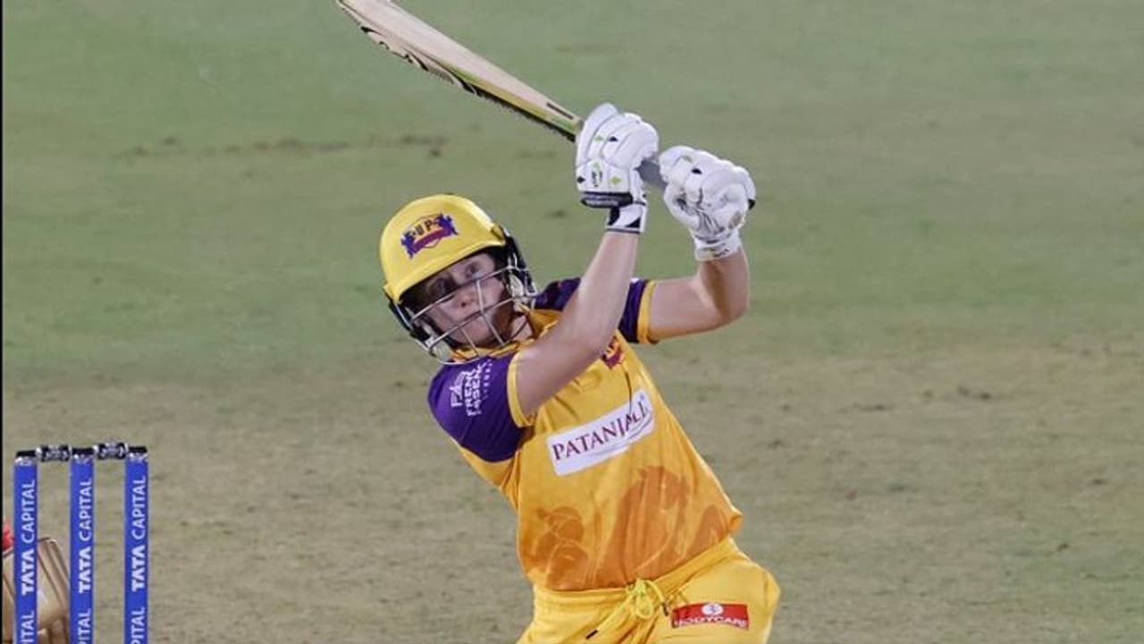 WPL 2023: ஆர்சிபியை அடித்து நொறுக்கிய அலைஸ் ஹீலி..! 4வது போட்டியிலும் படுதோல்வி அடைந்தது ஆர்சிபி WPL 2023: ஆர்சிபியை அடித்து நொறுக்கிய அலைஸ் ஹீலி..! 4வது போட்டியிலும் படுதோல்வி அடைந்தது ஆர்சிபி