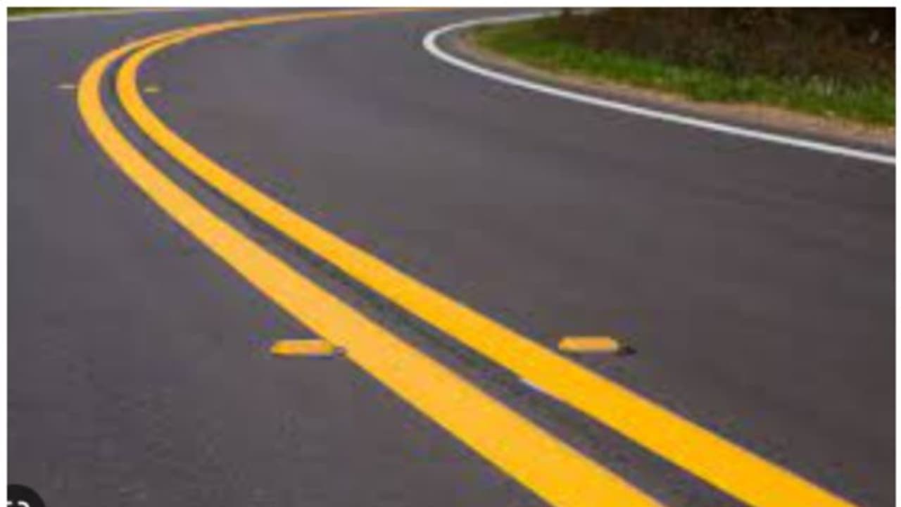 ആ വരകൾ നിങ്ങളുടെ തലവര മാറ്റും, മുന്നറിയിപ്പുമായി എംവിഡി! ആ വരകൾ നിങ്ങളുടെ തലവര മാറ്റും, മുന്നറിയിപ്പുമായി എംവിഡി!