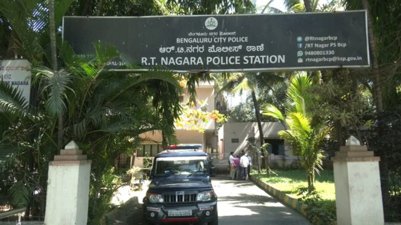 Bengaluru: ವರದಕ್ಷಿಣೆ ತರದ್ದಕ್ಕೆ ಮಧ್ಯರಾತ್ರಿ ಪತ್ನಿಯನ್ನು ಬಿಟ್ಟು ಹೋದ ಪತಿ