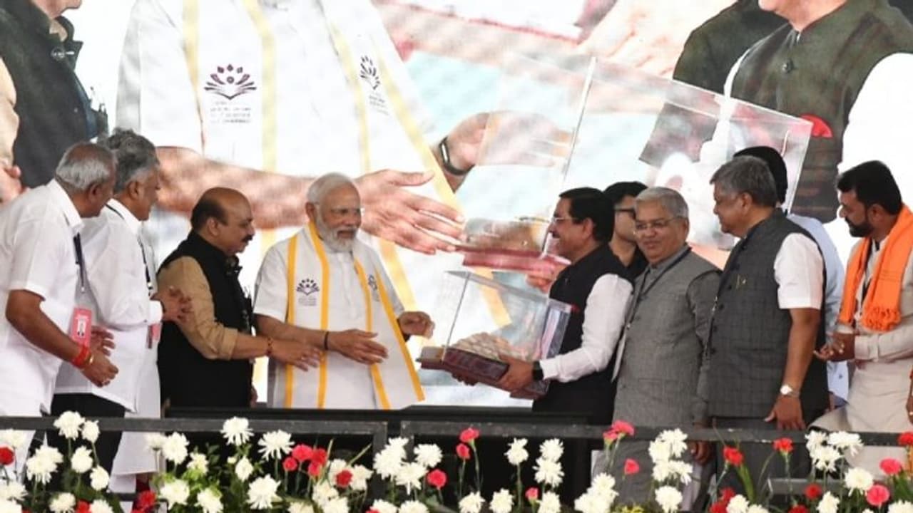 ರಾಜ್ಯದಲ್ಲಿ 5 ವರ್ಷಗಳಲ್ಲಿ 33 ಲಕ್ಷ ಉದ್ಯೋಗ ಸೃಜನೆ : ಸಿಎಂ ಬಸವರಾಜ ಬೊಮ್ಮಾಯಿ ಮಾಹಿತಿ ರಾಜ್ಯದಲ್ಲಿ 5 ವರ್ಷಗಳಲ್ಲಿ 33 ಲಕ್ಷ ಉದ್ಯೋಗ ಸೃಜನೆ : ಸಿಎಂ ಬಸವರಾಜ ಬೊಮ್ಮಾಯಿ ಮಾಹಿತಿ