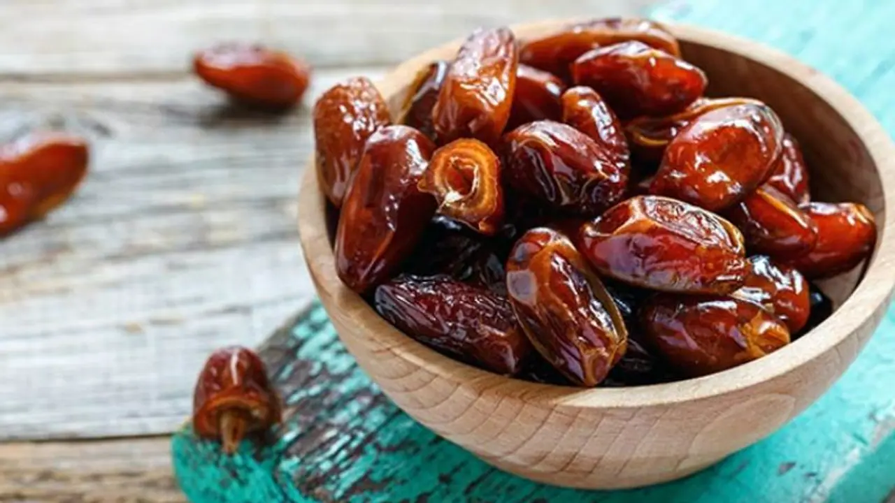 கோடைகாலத்தில் பேரிச்சம் பழம் சாப்பிடுவது நல்லதா? கெட்டதா?...அப்போ உடனே இதை படியுங்கள்..!