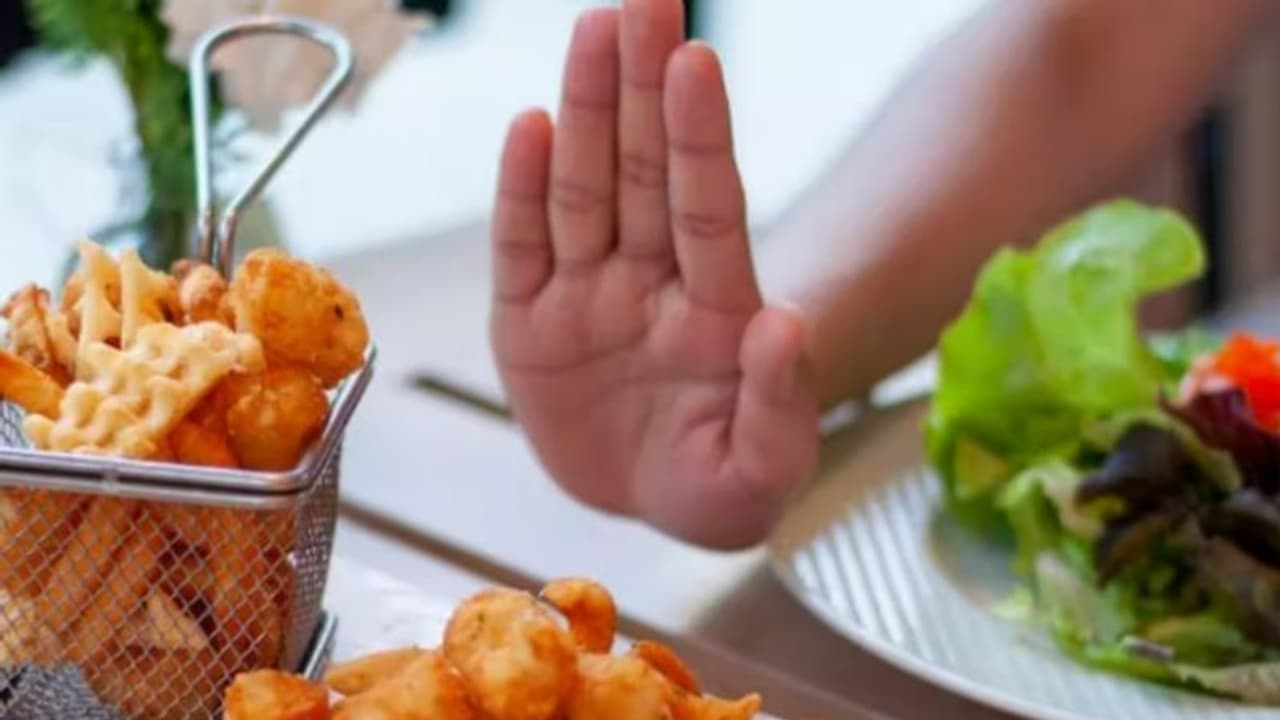 நீரிழிவு நோயின் ஆபத்தை அதிகரிக்கும் மோசமான பழக்கங்கள் இவை தான்.. கவனமா இருங்க.. இல்லன்னா சிக்கல்..