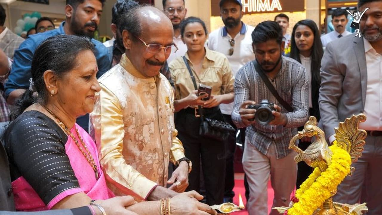 ഭീമ ജ്വല്ലേഴ്സിന്റെ യു.എ.ഇയിലെ നാലാമത് ഷോറൂം ഷാർജ അൽ നാഹ്ദയിൽ ഭീമ ജ്വല്ലേഴ്സിന്റെ യു.എ.ഇയിലെ നാലാമത് ഷോറൂം ഷാർജ അൽ നാഹ്ദയിൽ