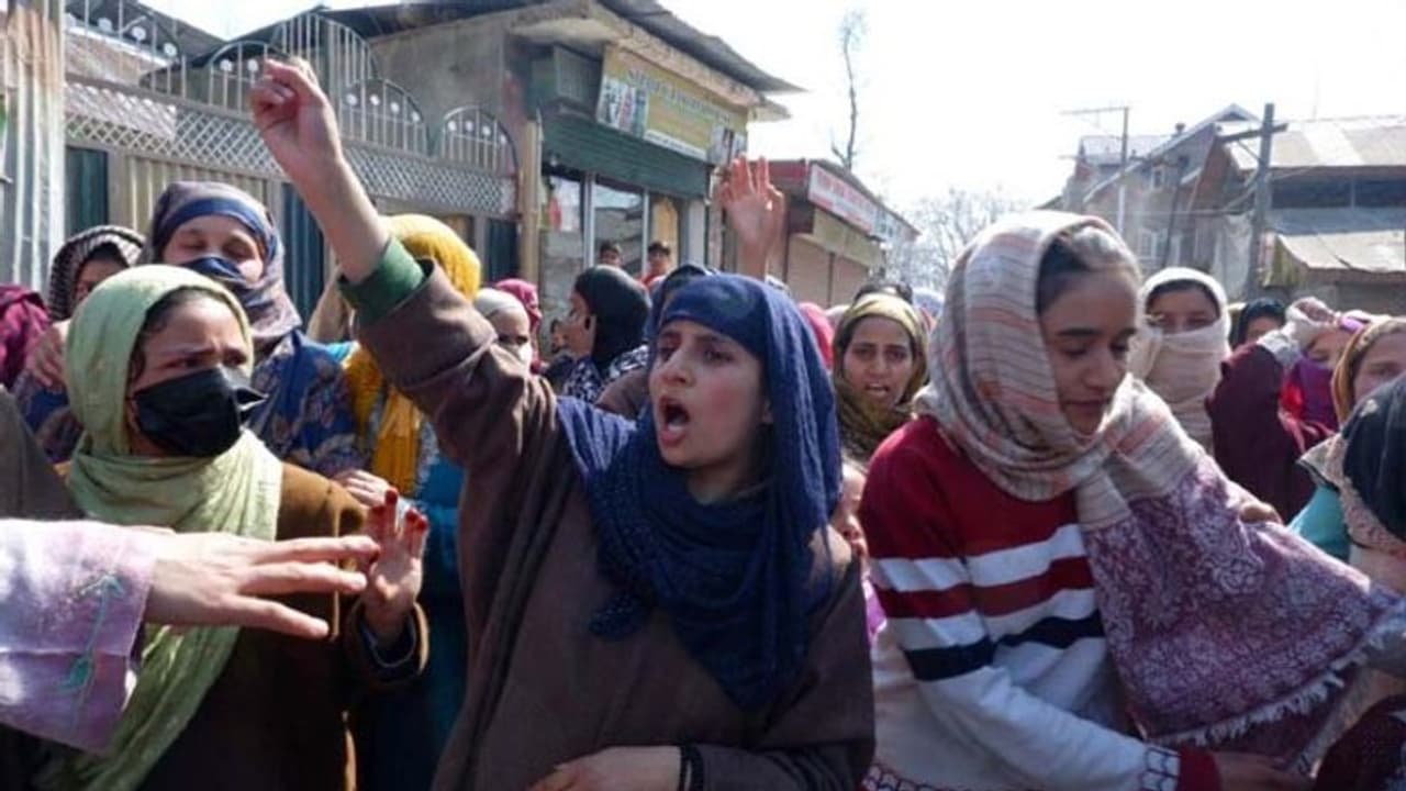 ಶ್ರದ್ಧಾ ಕೊಲೆ ಕೇಸ್‌ನಿಂದ ಪ್ರೇರಣೆ ಸಿಕ್ತಾ? ಯುವತಿಯ ಕೊಂದು ದೇಹದ ಭಾಗ ಎಲ್ಲೆಡೆ ಎಸೆದ ಯುವಕ