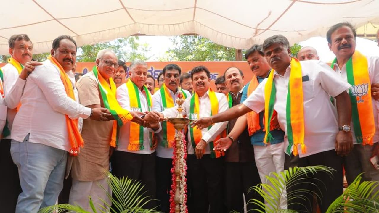 ಬಿಜೆಪಿ ಸರ್ಕಾರದಿಂದ ರಾಜ್ಯದ ಸಮಗ್ರ ಅಭಿವೃದ್ದಿ: ವಿ ಸೋಮಣ್ಣ ಬಿಜೆಪಿ ಸರ್ಕಾರದಿಂದ ರಾಜ್ಯದ ಸಮಗ್ರ ಅಭಿವೃದ್ದಿ: ವಿ ಸೋಮಣ್ಣ