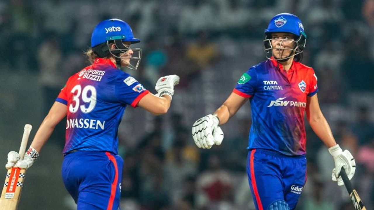WPL 2023 ಮುಂಬೈ ಇಂಡಿಯನ್ಸ್‌ಗೆ 132 ರನ್ ಟಾರ್ಗೆಟ್ ನೀಡಿದ ಡೆಲ್ಲಿ, ಟ್ರೋಫಿಗಾಗಿ ಹೋರಾಟ!