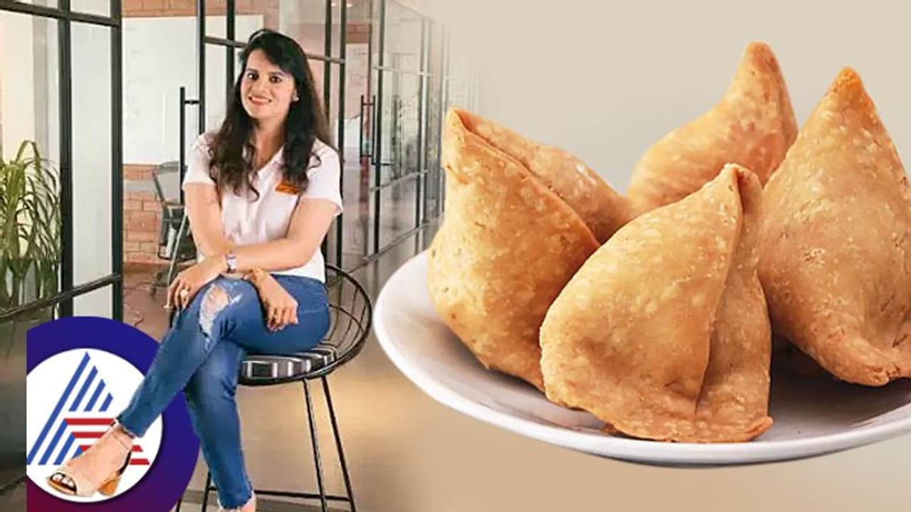 Bengaluru: ಸಮೋಸಾ ಮಾರಿ ದಿನಕ್ಕೆ 12ಲಕ್ಷ ರೂ. ಗಳಿಸುತ್ತಿದ್ದಾರೆ ಈ ಮಹಿಳಾ ಉದ್ಯಮಿ! Bengaluru: ಸಮೋಸಾ ಮಾರಿ ದಿನಕ್ಕೆ 12ಲಕ್ಷ ರೂ. ಗಳಿಸುತ್ತಿದ್ದಾರೆ ಈ ಮಹಿಳಾ ಉದ್ಯಮಿ!