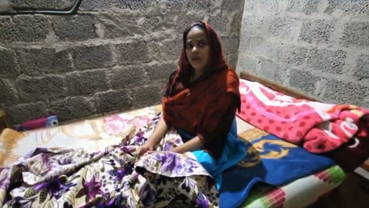 വയറുവേദനയ്ക്ക് ആശുപത്രിയിലെത്തി, ഒരു വർഷത്തിനിടെ 7 ശസ്ത്രക്രിയ നടത്തി; കൊല്ലത്ത് 47കാരിക്ക് ദുരിത ജീവിതം