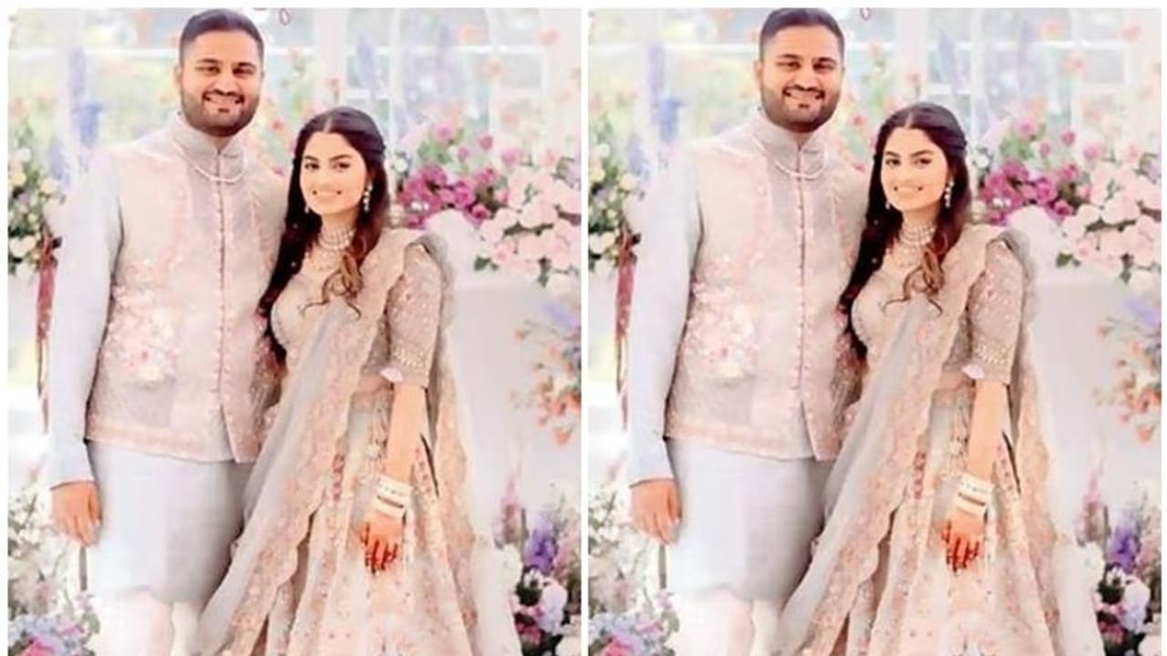 ವಜ್ರೋದ್ಯಮಿ ಜೈಮಿನ್ ಶಾ ಪುತ್ರಿ ದಿವಾ ಜೊತೆ ಗೌತಮ್ ಅದಾನಿ ಕಿರಿಯ ಪುತ್ರನ ನಿಶ್ಚಿತಾರ್ಥ! ವಜ್ರೋದ್ಯಮಿ ಜೈಮಿನ್ ಶಾ ಪುತ್ರಿ ದಿವಾ ಜೊತೆ ಗೌತಮ್ ಅದಾನಿ ಕಿರಿಯ ಪುತ್ರನ ನಿಶ್ಚಿತಾರ್ಥ!