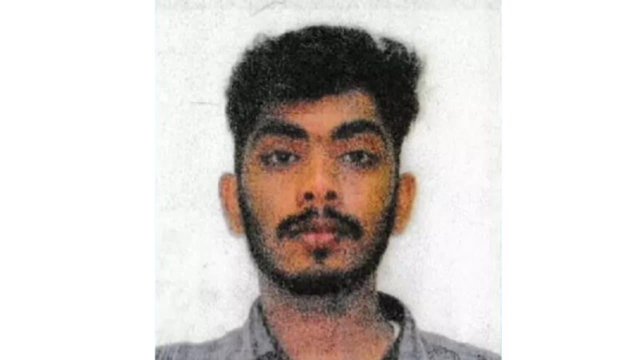 പ്രവാസിയെ മരിച്ച നിലയില്‍ കണ്ടെത്തിയത് വാഹനാപകടമെന്ന് തിരിച്ചറി‌ഞ്ഞു; ഡ്രൈവര്‍ അറസ്റ്റില്‍