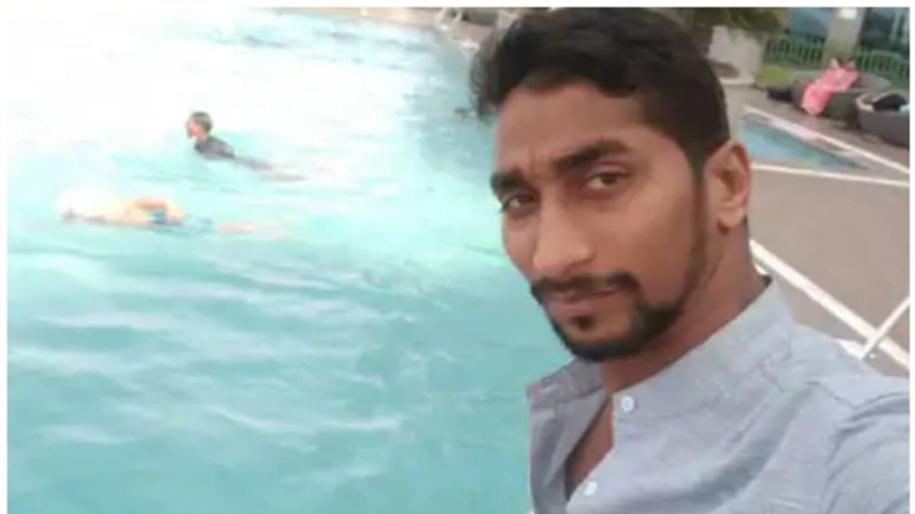 മുഖ്യമന്ത്രിയുടെ പേരിൽ സാമ്പത്തിക തട്ടിപ്പ്; മുൻ രഞ്ജി ക്രിക്കറ്റ് താരം ആന്ധ്രയിൽ അറസ്റ്റിൽ മുഖ്യമന്ത്രിയുടെ പേരിൽ സാമ്പത്തിക തട്ടിപ്പ്; മുൻ രഞ്ജി ക്രിക്കറ്റ് താരം ആന്ധ്രയിൽ അറസ്റ്റിൽ