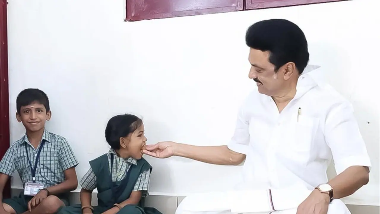 முதல்வரின் காலை உணவுத் திட்டம் ரூ.404 கோடியில் விரிவாக்கம்: அரசாணை வெளியீடு! முதல்வரின் காலை உணவுத் திட்டம் ரூ.404 கோடியில் விரிவாக்கம்: அரசாணை வெளியீடு!