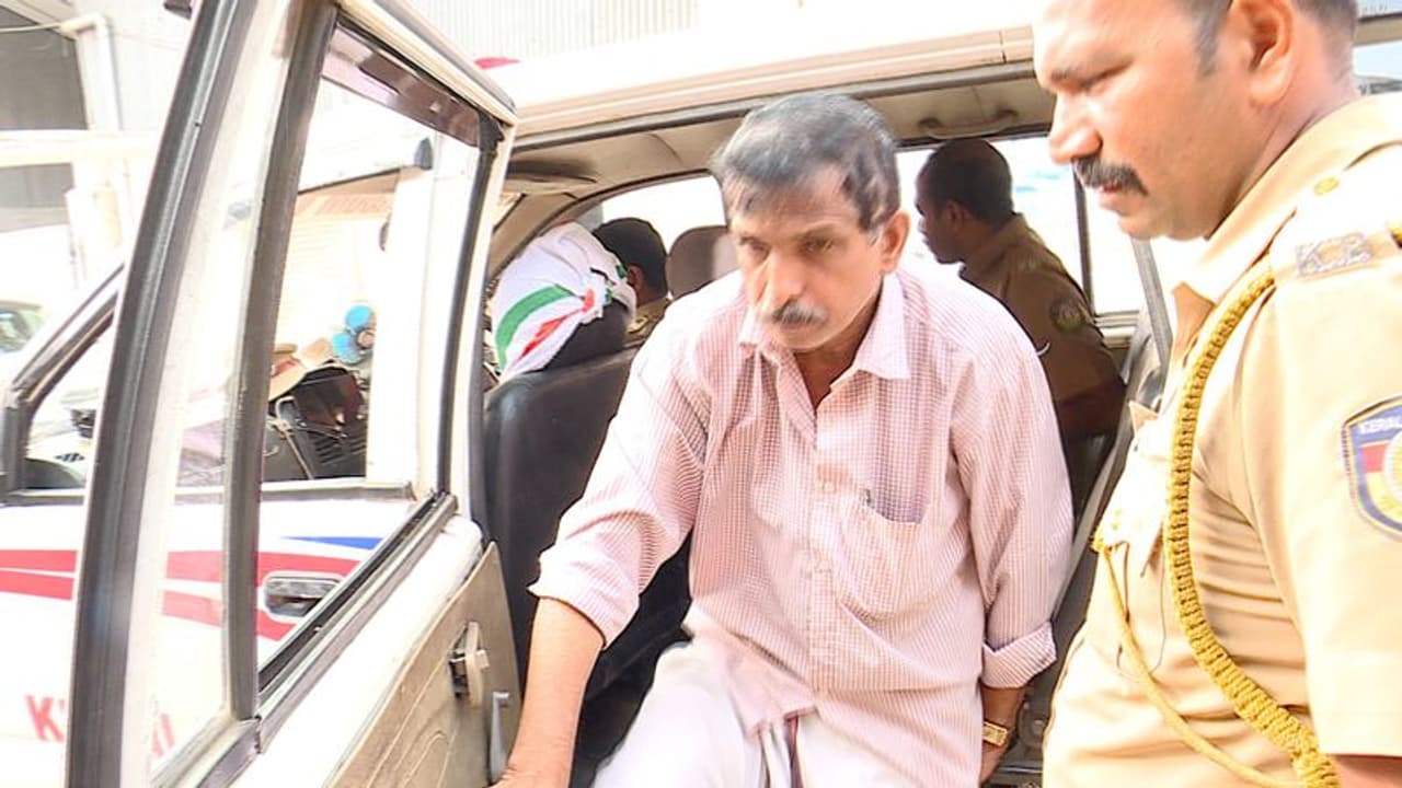 എം വി ഗോവിന്ദൻ നയിക്കുന്ന ജാഥ എത്തുന്ന ദിവസം ബസ് സ്റ്റാൻഡിൽ ബോംബ് വയ്ക്കുമെന്ന് ഭീഷണി; ഒരാള്‍ അറസ്റ്റിൽ