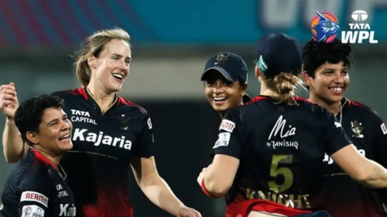 WPL 2023 ಸತತ ಸೋಲಿನಿಂದ ಕಂಗೆಟ್ಟಿದ್ದ ಆರ್ಸಿಬಿಗೆ ಮೊದಲ ಗೆಲುವು, ಅಂಕಪಟ್ಟಿಯಲ್ಲಿ ಜಿಗಿತ! WPL 2023 ಸತತ ಸೋಲಿನಿಂದ ಕಂಗೆಟ್ಟಿದ್ದ ಆರ್ಸಿಬಿಗೆ ಮೊದಲ ಗೆಲುವು, ಅಂಕಪಟ್ಟಿಯಲ್ಲಿ ಜಿಗಿತ!