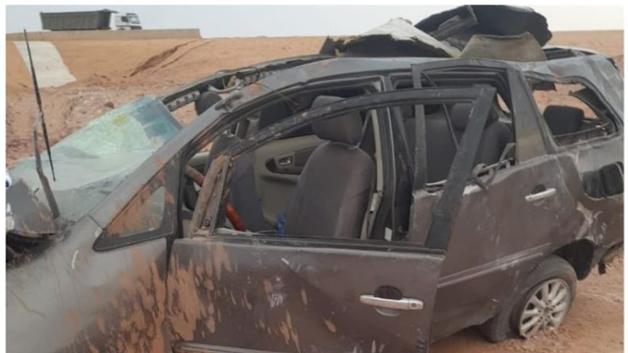 സൗദി അറേബ്യയില് കാറപകടത്തില് മരിച്ച മലയാളി യുവതിയുടെ മൃതദേഹം നാട്ടിലെത്തിച്ച് ഖബറടക്കി സൗദി അറേബ്യയില് കാറപകടത്തില് മരിച്ച മലയാളി യുവതിയുടെ മൃതദേഹം നാട്ടിലെത്തിച്ച് ഖബറടക്കി