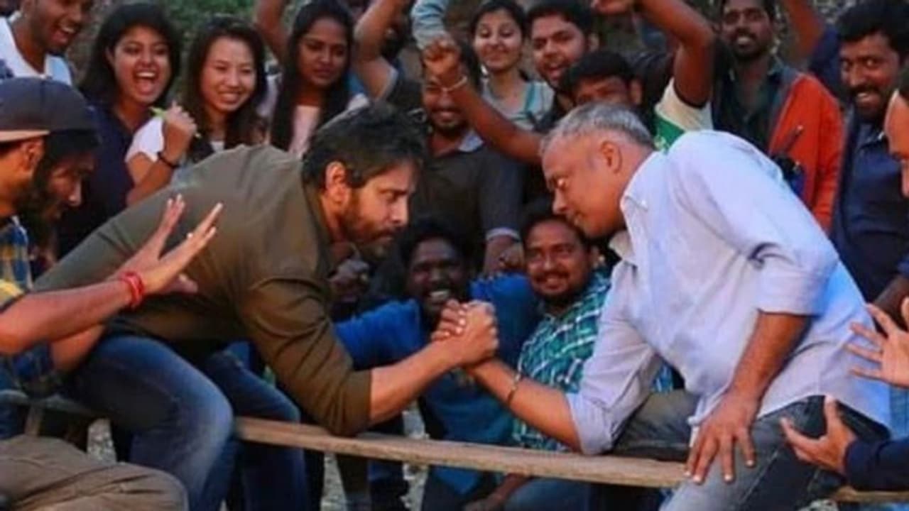 പഞ്ച ഗുസ്തിയുമായി 'ധ്രുവ നച്ചത്തിരം' സംവിധായകൻ ഗൗതം വാസുദേവ് മേനോനും വിക്രമും പഞ്ച ഗുസ്തിയുമായി 'ധ്രുവ നച്ചത്തിരം' സംവിധായകൻ ഗൗതം വാസുദേവ് മേനോനും വിക്രമും