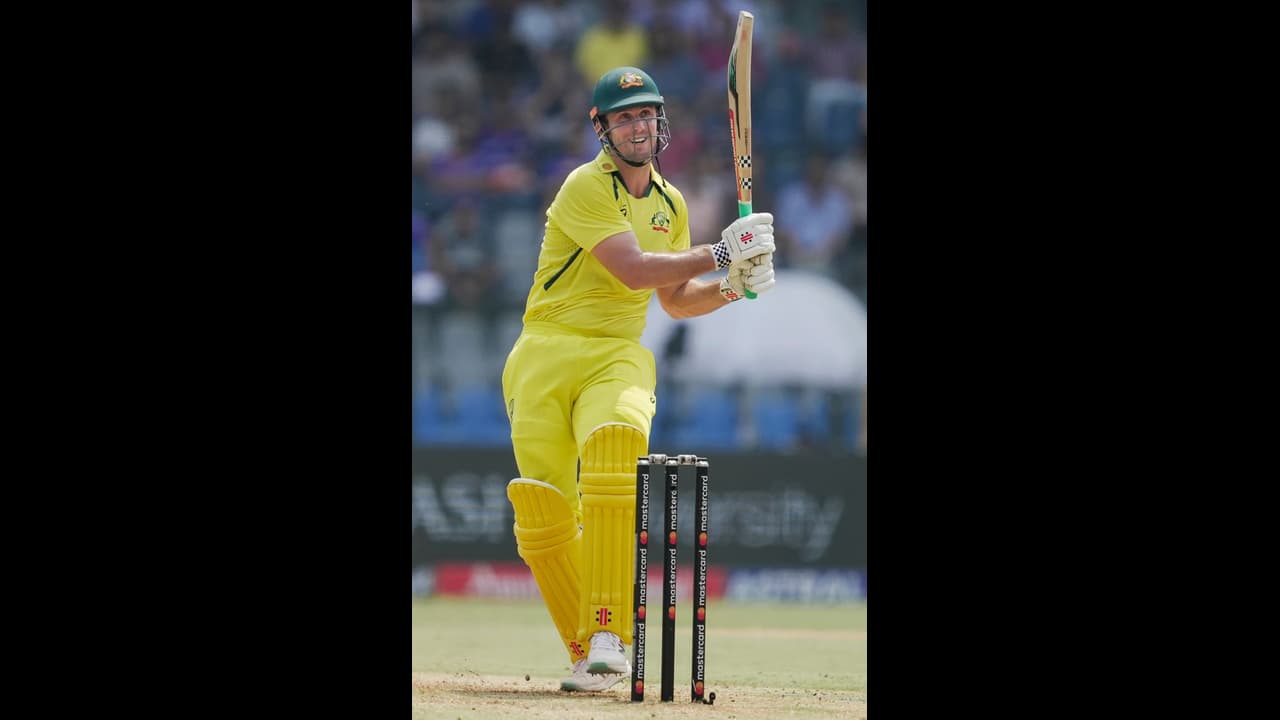 തകര്‍ത്തടിച്ച് മാര്‍ഷ്, ഇരട്ടപ്രഹരവുമായി ഹാര്‍ദ്ദിക്; ഇന്ത്യക്കെതിരെ ഓസ്ട്രേലിയക്ക് ഭേദപ്പെട്ട തുടക്കം