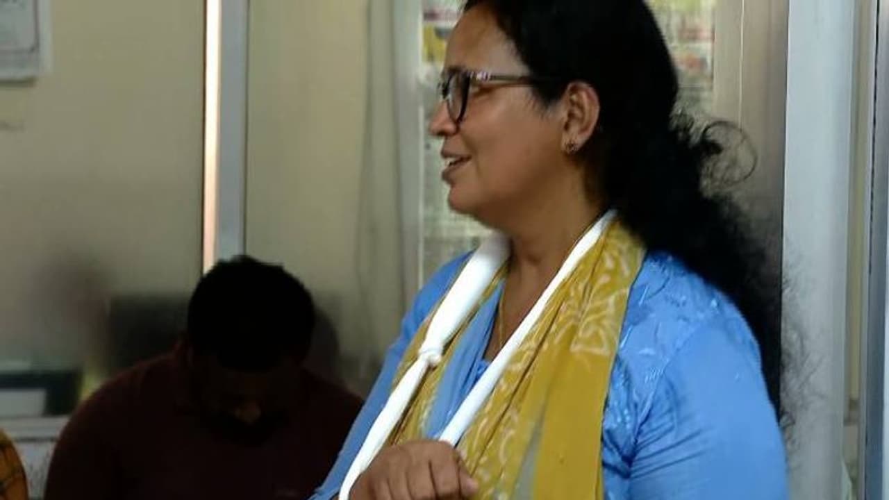 'നിയമസഭാ സംഘർഷത്തിൽ വ്യാജ പ്രചരണം', സച്ചിൻ ദേവ് എംഎൽഎക്കെതിരെ സൈബർ സെല്ലിന് പരാതി നൽകി കെ കെ രമ 'നിയമസഭാ സംഘർഷത്തിൽ വ്യാജ പ്രചരണം', സച്ചിൻ ദേവ് എംഎൽഎക്കെതിരെ സൈബർ സെല്ലിന് പരാതി നൽകി കെ കെ രമ