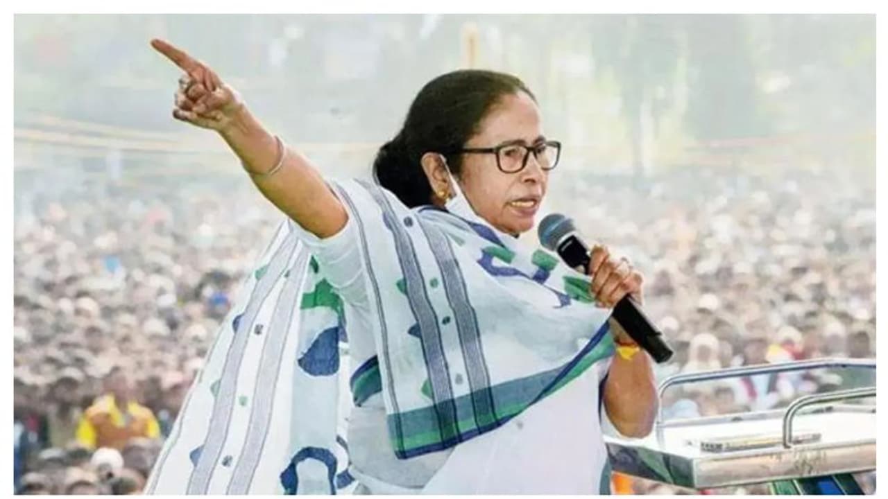 സാ​ഗർ​ദി​ഘി ഉപതെരഞ്ഞെടുപ്പ് തോൽവി; ക്ഷുഭിതയായി മമത; മുസ്ലിം നേതാക്കളെ മാറ്റി