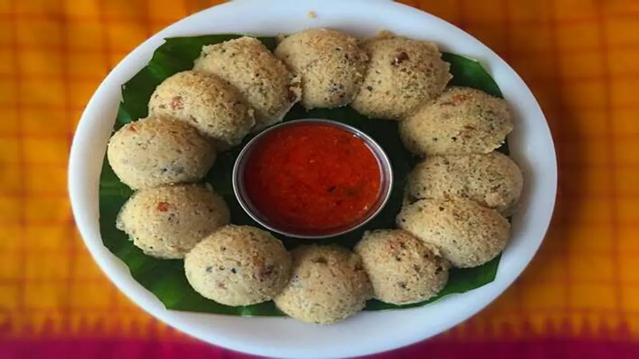 இட்லி மாவு இல்லைனா என்னங்க , 1 தடவ இப்படி கோதுமை மாவு வைத்து இட்லி செய்து சாப்பிடுங்க! இட்லி மாவு இல்லைனா என்னங்க , 1 தடவ இப்படி கோதுமை மாவு வைத்து இட்லி செய்து சாப்பிடுங்க!