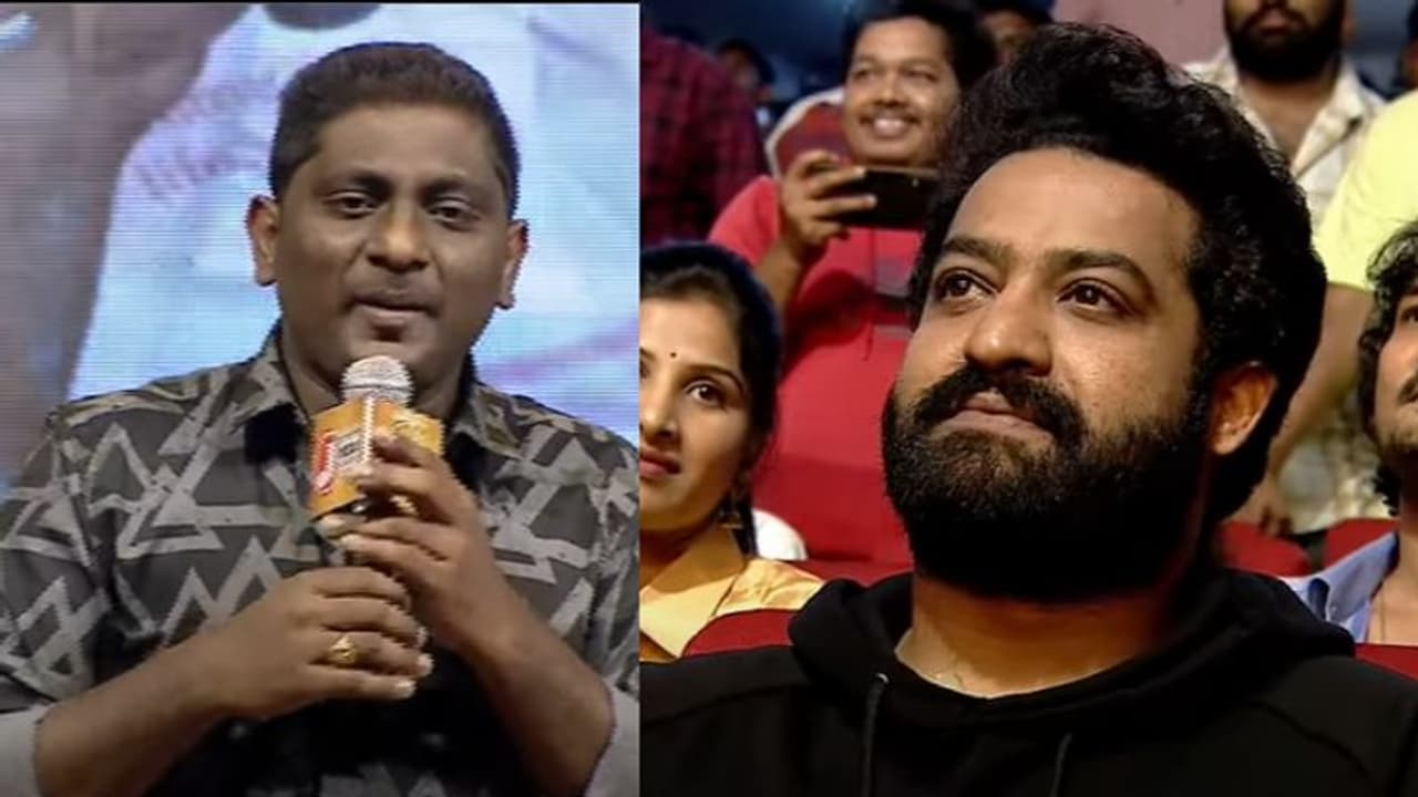 ఎన్టీఆర్ ముందు రాంచరణ్ పై ఆసక్తికర వ్యాఖ్యలు.. ధమాకా రైటర్ అలా పోల్చాడు ఏంటి ? ఎన్టీఆర్ ముందు రాంచరణ్ పై ఆసక్తికర వ్యాఖ్యలు.. ధమాకా రైటర్ అలా పోల్చాడు ఏంటి ?