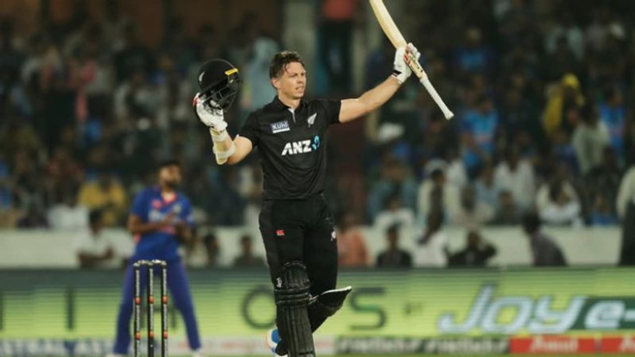 కివీస్ ఆల్ రౌండర్తో ఆర్సీబీ డీల్.. ఐపీఎల్ లోకి ఎంట్రీ ఇస్తున్న బ్రాస్వెల్.. ధర ఎంతంటే..! కివీస్ ఆల్ రౌండర్తో ఆర్సీబీ డీల్.. ఐపీఎల్ లోకి ఎంట్రీ ఇస్తున్న బ్రాస్వెల్.. ధర ఎంతంటే..!