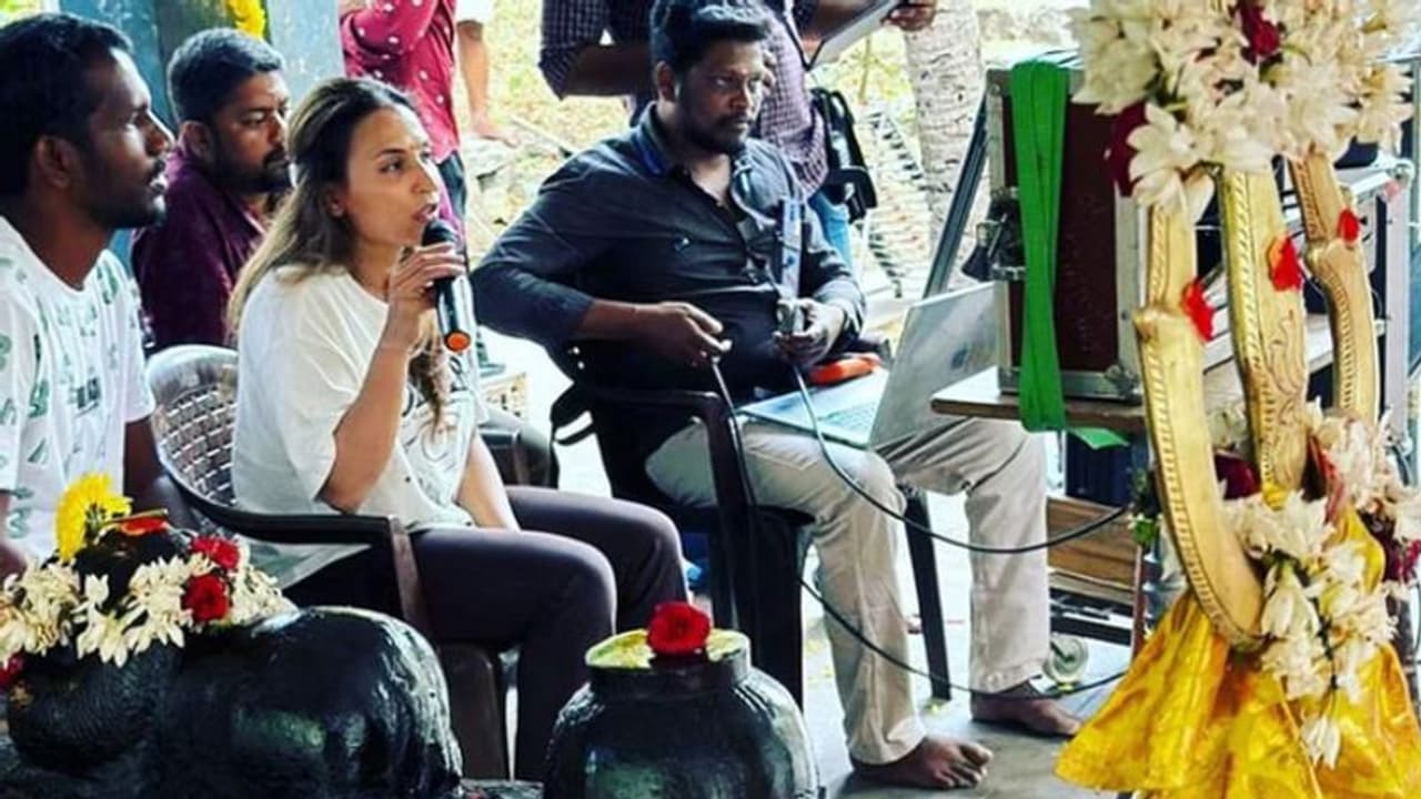 'ലാല് സലാം' ഒരുങ്ങുന്നു, ബിടിഎസ് ചിത്രങ്ങള് പുറത്തുവിട്ട് ഐശ്വര്യ രജനികാന്ത് 'ലാല് സലാം' ഒരുങ്ങുന്നു, ബിടിഎസ് ചിത്രങ്ങള് പുറത്തുവിട്ട് ഐശ്വര്യ രജനികാന്ത്