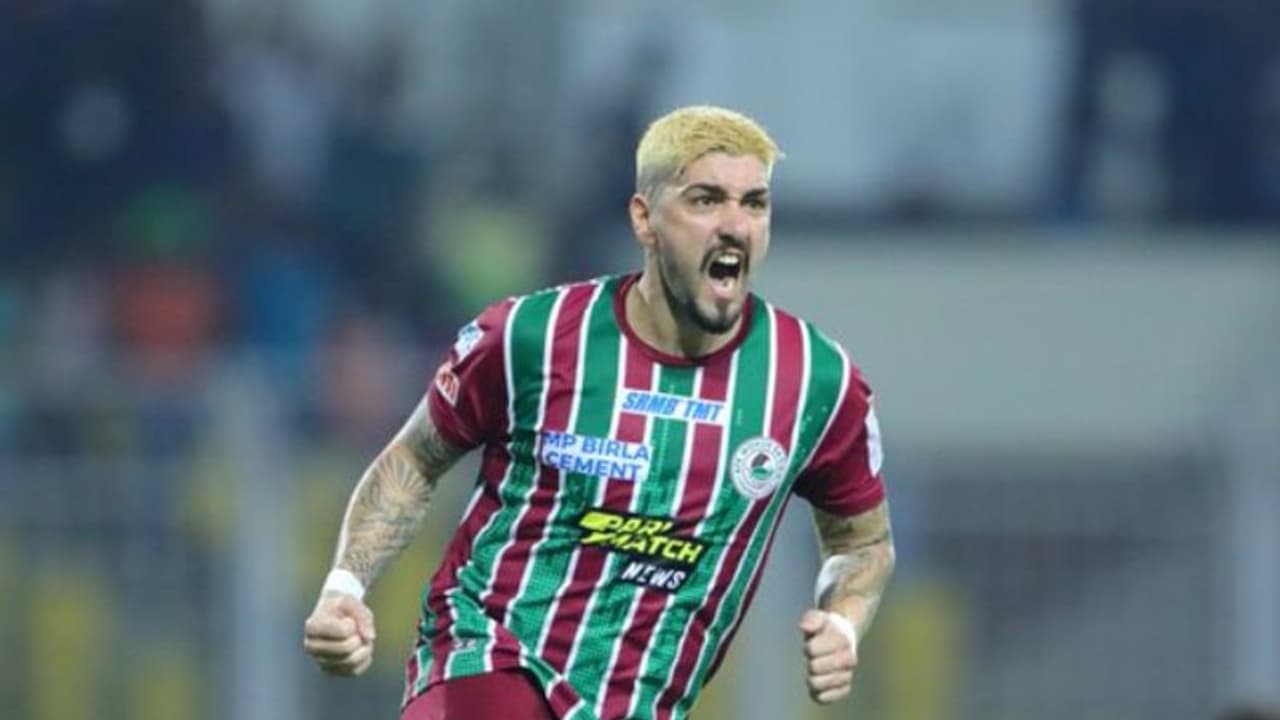 ഐഎസ്എല് കലാശപ്പോരില് പെനാല്റ്റി മഴ; മത്സരം എക്സ്ട്രാടൈമിലേക്ക് ഐഎസ്എല് കലാശപ്പോരില് പെനാല്റ്റി മഴ; മത്സരം എക്സ്ട്രാടൈമിലേക്ക്