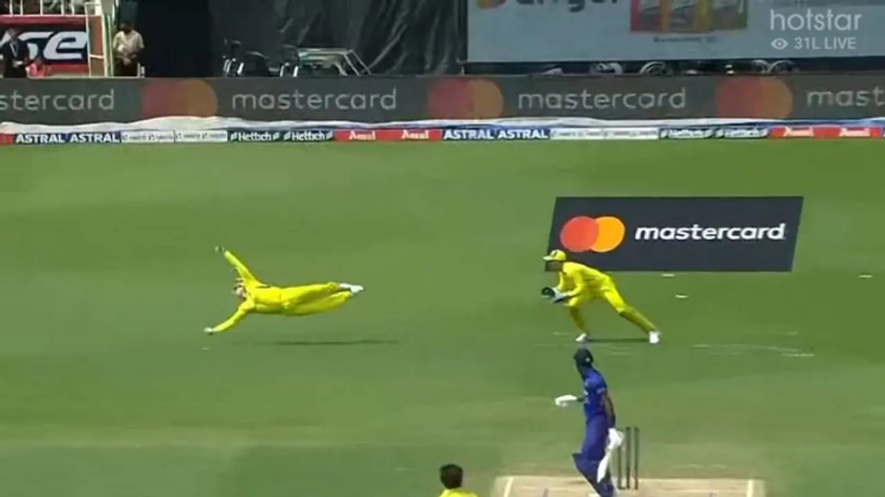 பறவை போல பறந்த ஸ்டீவ் ஸ்மித் ஹர்திக் பாண்டியாவை கெட்ச் போட்டு தூக்கிய ஆஸ்திரேலியா! பறவை போல பறந்த ஸ்டீவ் ஸ்மித் ஹர்திக் பாண்டியாவை கெட்ச் போட்டு தூக்கிய ஆஸ்திரேலியா!