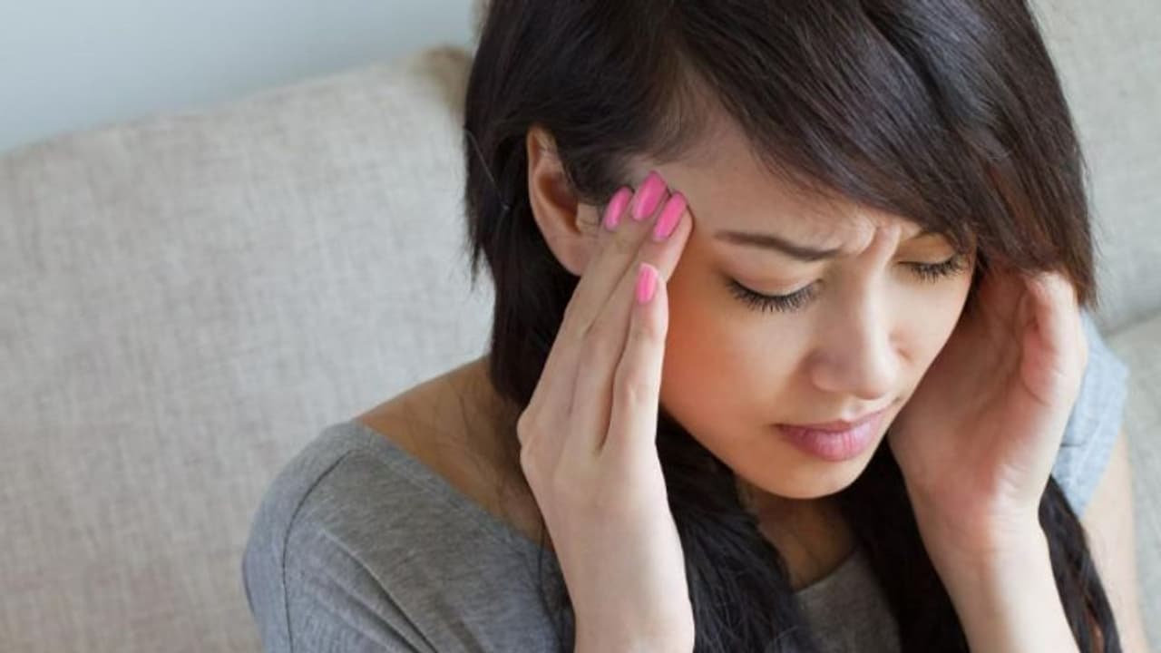 മൈഗ്രേയ്ൻ വരാതിരിക്കാൻ പതിവായി ശ്രദ്ധിക്കേണ്ടത്... മൈഗ്രേയ്ൻ വരാതിരിക്കാൻ പതിവായി ശ്രദ്ധിക്കേണ്ടത്...