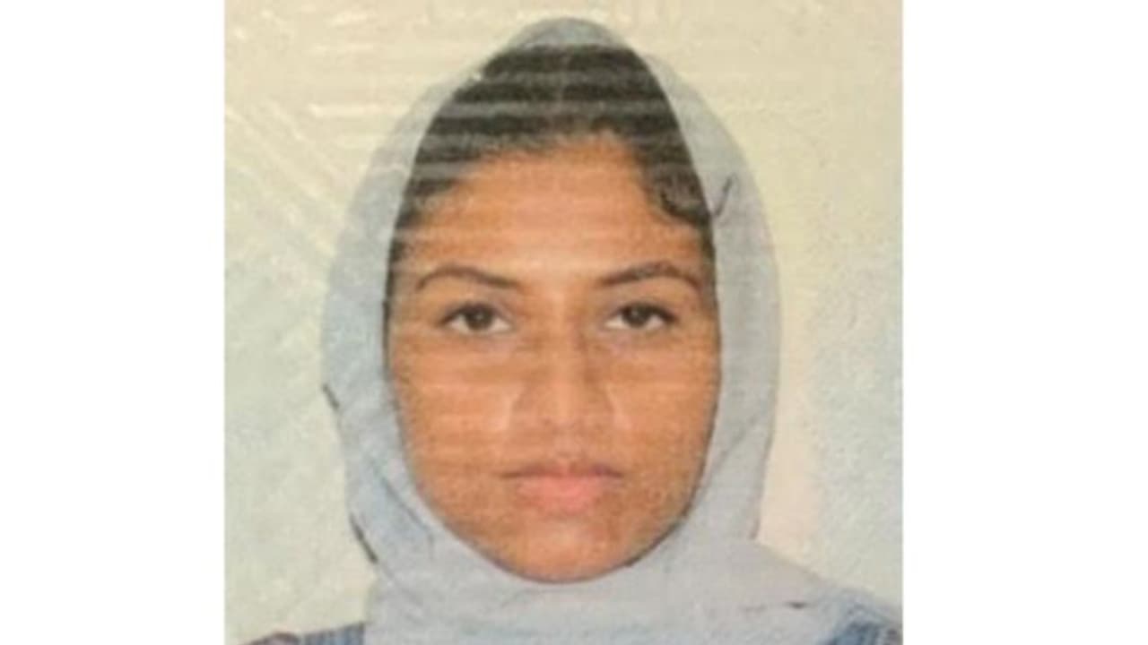 വിസിറ്റ് വിസ പുതുക്കി മടങ്ങുന്നതിനിടെ വാഹനാപകടം; മലയാളി യുവതി മരിച്ചു വിസിറ്റ് വിസ പുതുക്കി മടങ്ങുന്നതിനിടെ വാഹനാപകടം; മലയാളി യുവതി മരിച്ചു