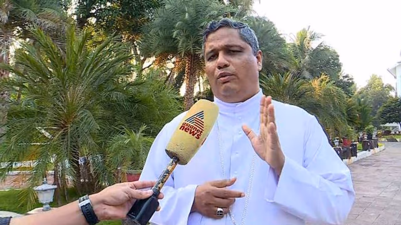 'പ്രസ്താവനയിൽ ഖേദമില്ല', കര്ഷകരുടെ പ്രശ്നങ്ങൾ പറയേണ്ടത് രാജ്യം ഭരിക്കുന്ന പാര്ട്ടിയോടെന്ന് ബിഷപ്പ് പാംപ്ലാനി 'പ്രസ്താവനയിൽ ഖേദമില്ല', കര്ഷകരുടെ പ്രശ്നങ്ങൾ പറയേണ്ടത് രാജ്യം ഭരിക്കുന്ന പാര്ട്ടിയോടെന്ന് ബിഷപ്പ് പാംപ്ലാനി