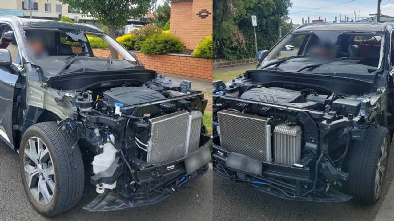 മുൻവശം തകർന്ന വാഹനവുമായി യുവതി റോഡിൽ, 40 മിനിറ്റ് സഞ്ചരിച്ചു, പിഴയീടാക്കി പൊലീസ് മുൻവശം തകർന്ന വാഹനവുമായി യുവതി റോഡിൽ, 40 മിനിറ്റ് സഞ്ചരിച്ചു, പിഴയീടാക്കി പൊലീസ്