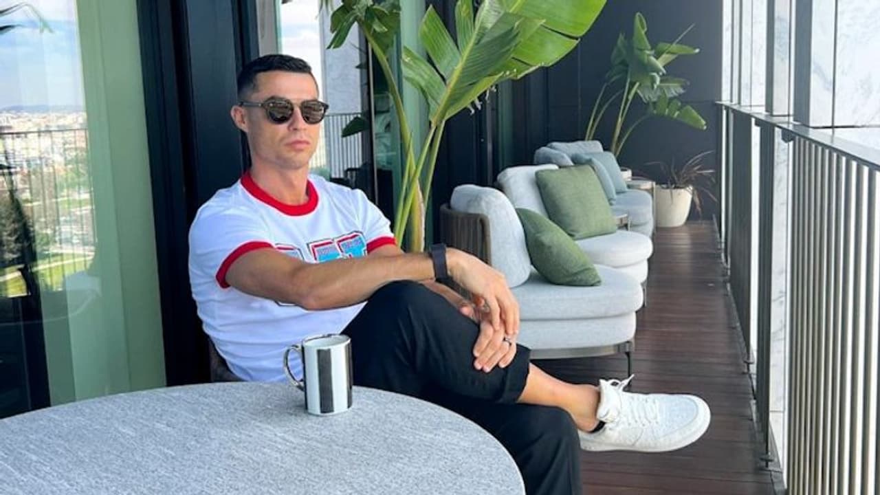 Home is where the heart is! Ronaldo returns to Portugal for Euro 2024 qualifiers; shares photo Home is where the heart is! Ronaldo returns to Portugal for Euro 2024 qualifiers; shares photo