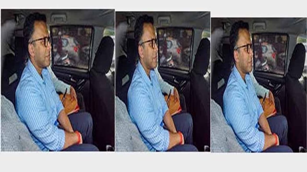 ఢిల్లీ లిక్కర్ స్కాంలో కీలక పరిణామం.. అప్రూవర్గా మారిన రామచంద్ర పిళ్లై ఢిల్లీ లిక్కర్ స్కాంలో కీలక పరిణామం.. అప్రూవర్గా మారిన రామచంద్ర పిళ్లై